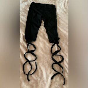 Unknown Brand Black Stretch Capris with Ties Size SM/MD